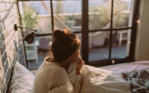 Read more about the article #1 Morning Mistake That Slows Down Productivity